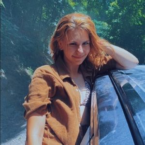 Meet your Posher, Lily